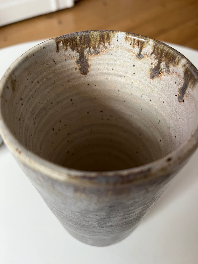 Ceramic vase no 1 by Trine Nybo. - Plakatcph.com