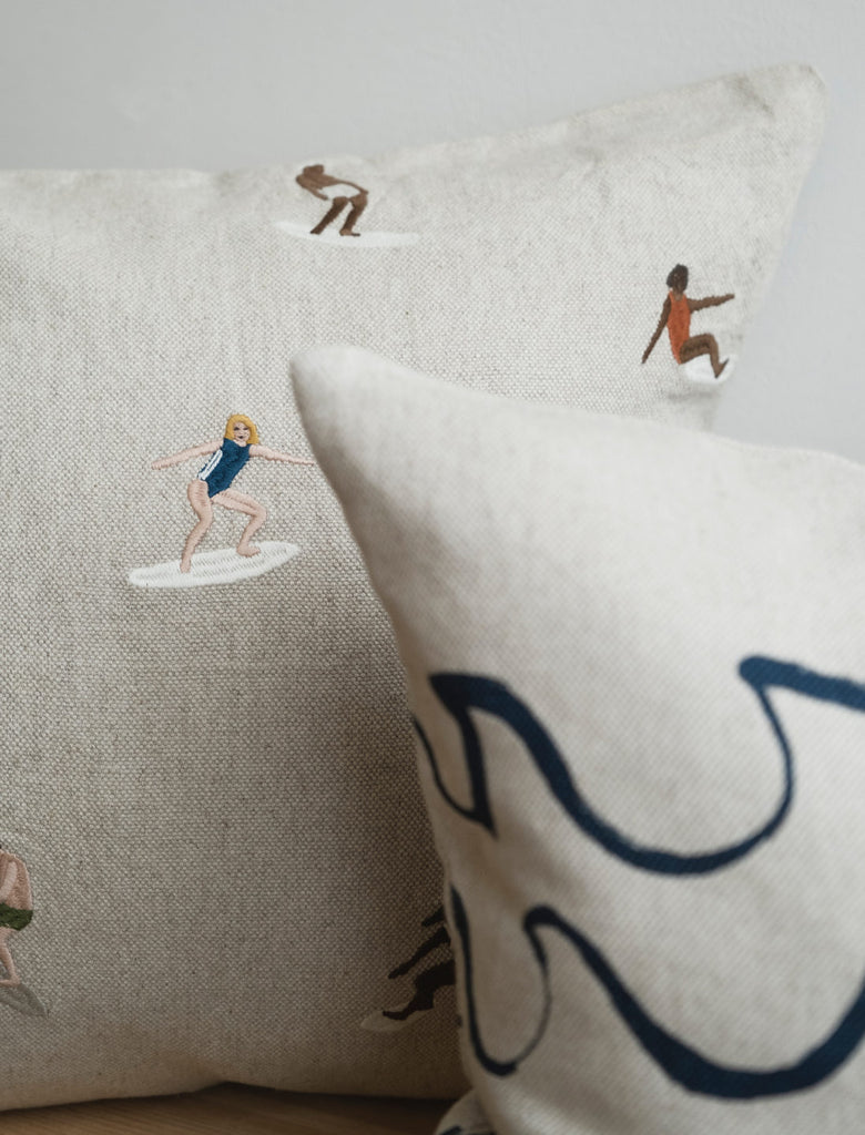 Embroidered cushion cover with puffs - Plakatcph.com